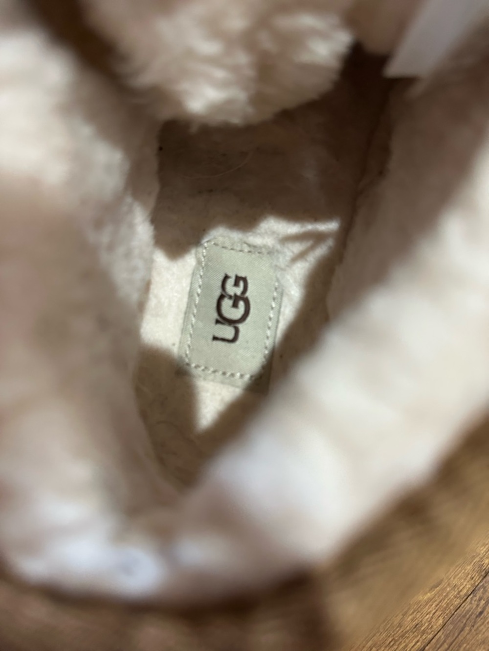 UGG Neumel Women’s lace up boots - Picture 12 of 12